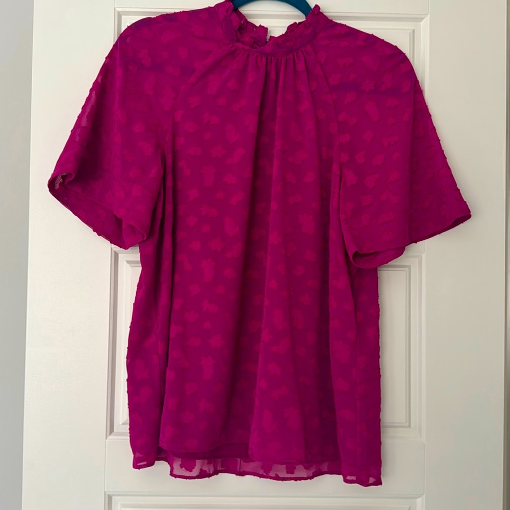 Anthropologie brand Feather Bone pink short sleeve blouse